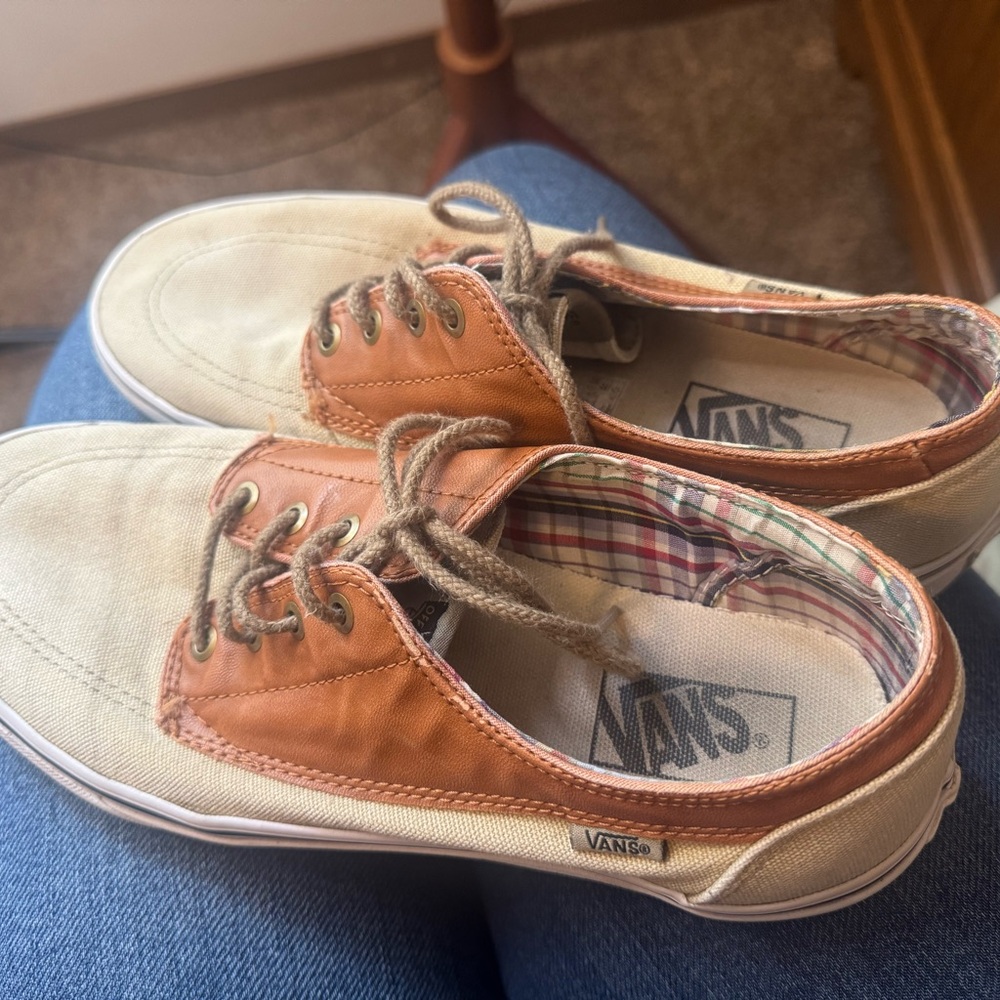 Vans Men's Tan and Cream Sneakers